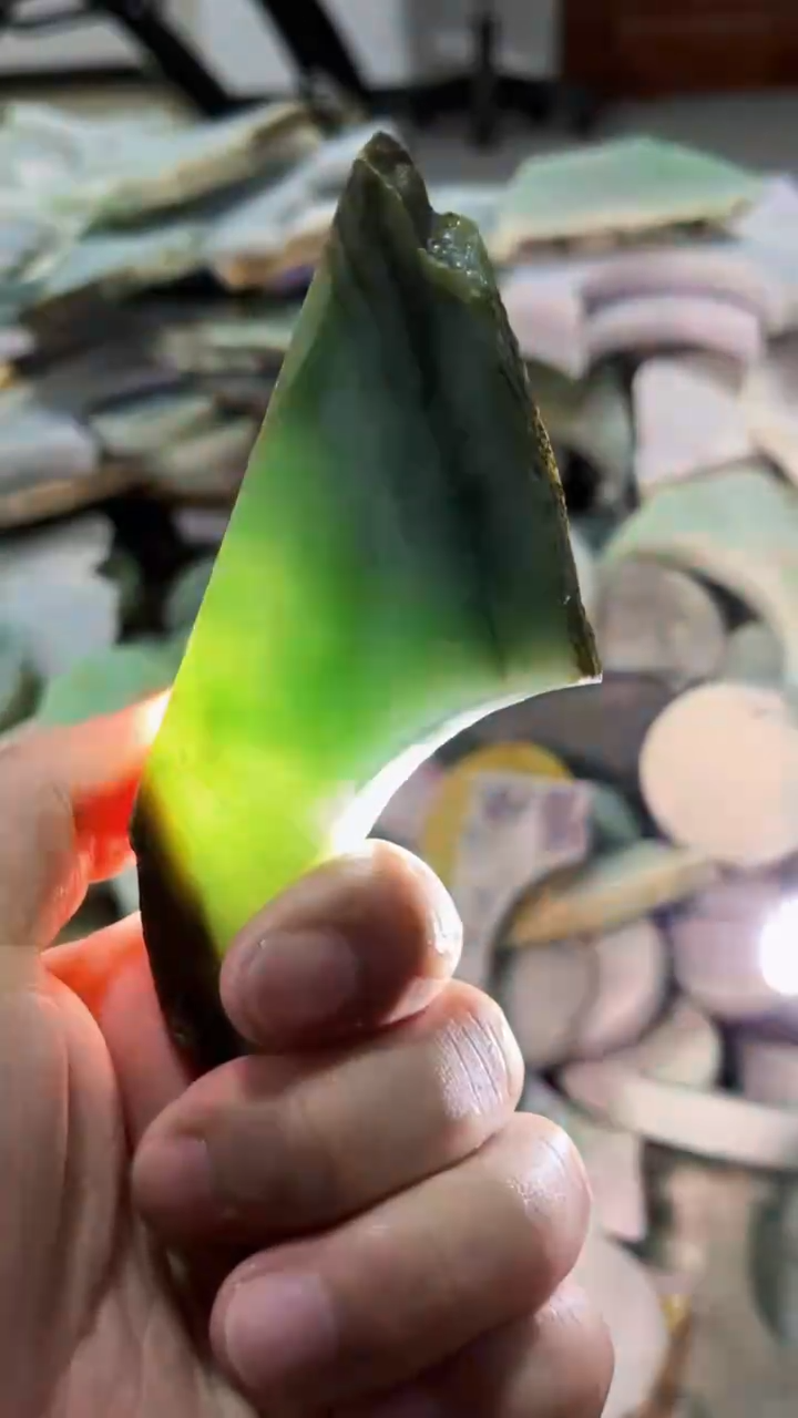 【闪购商品】翡翠挂件未镶嵌A货康壹158