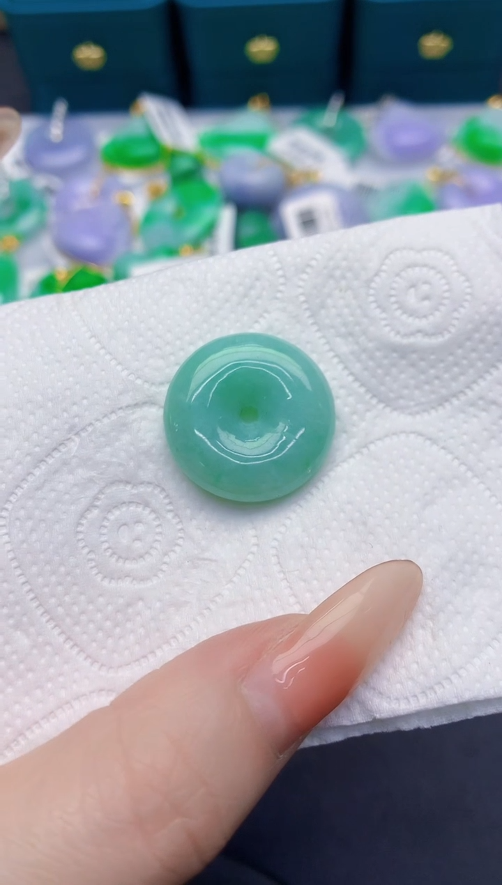 颈饰未镶嵌翡翠缅甸天然翡翠A货