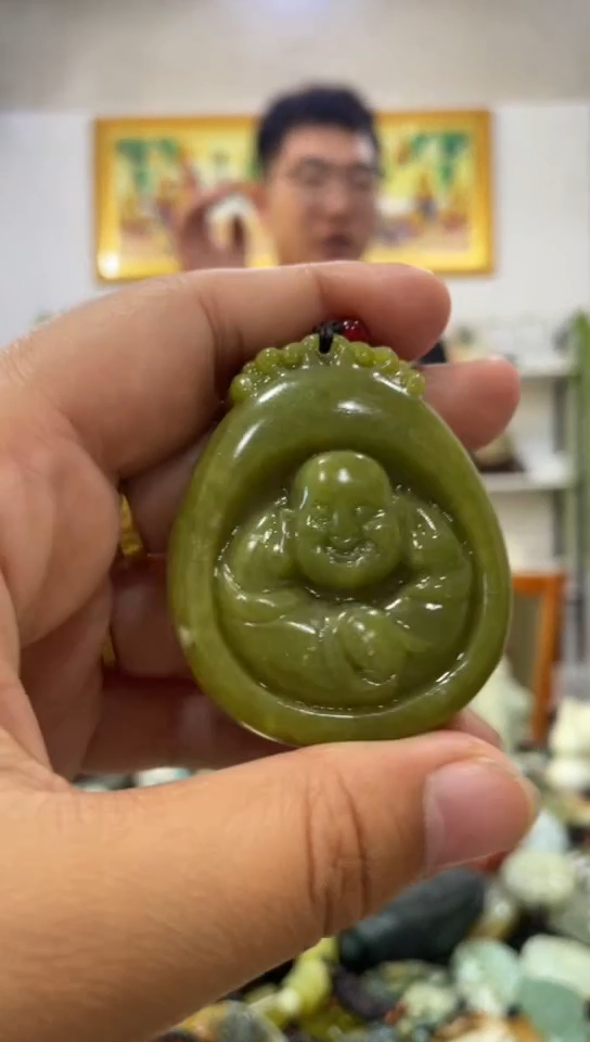 未镶嵌岫玉吊坠 