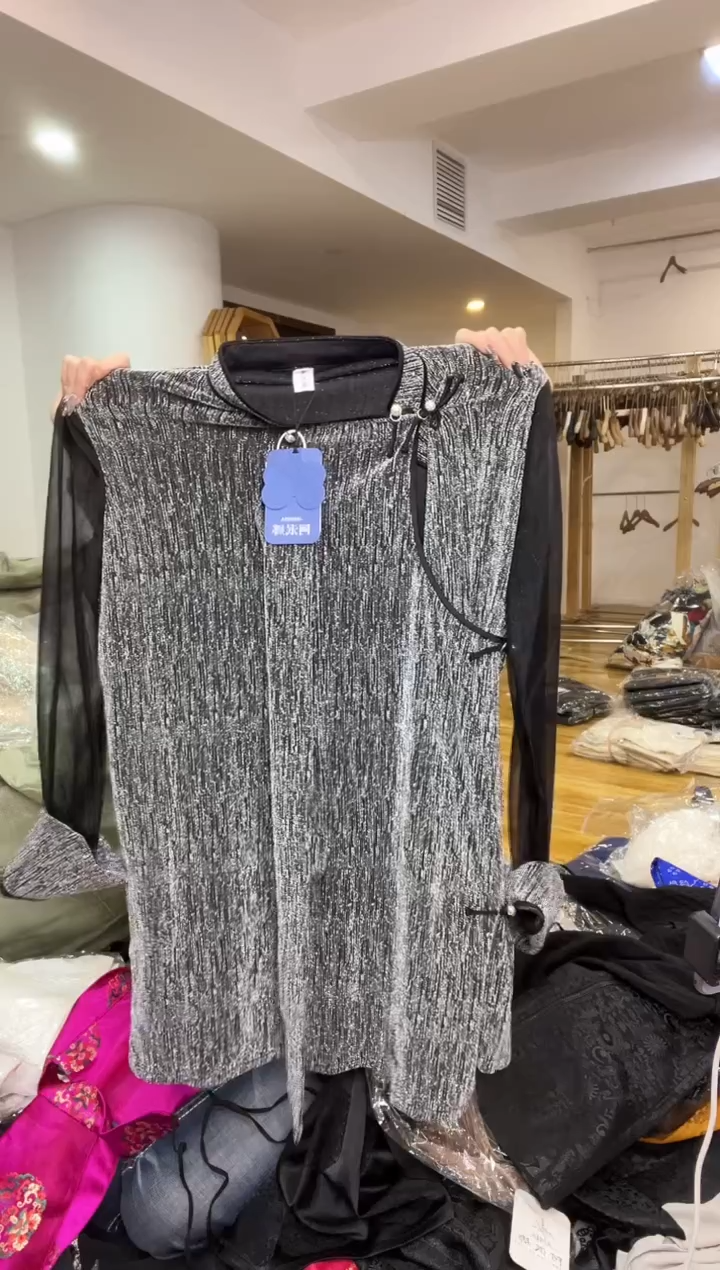 XL码      135-155斤   短款