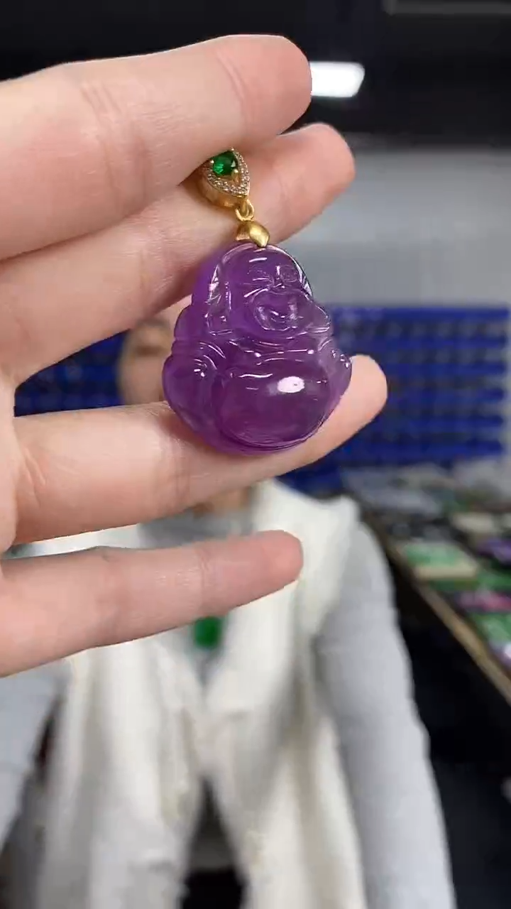 颈饰未镶嵌翡翠多样性发其一颜色微差