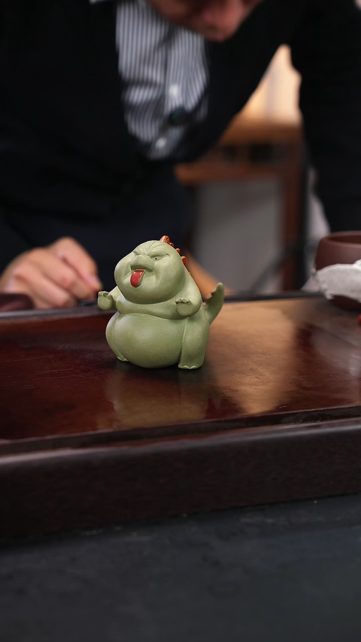 紫砂茶宠紫砂恐龙