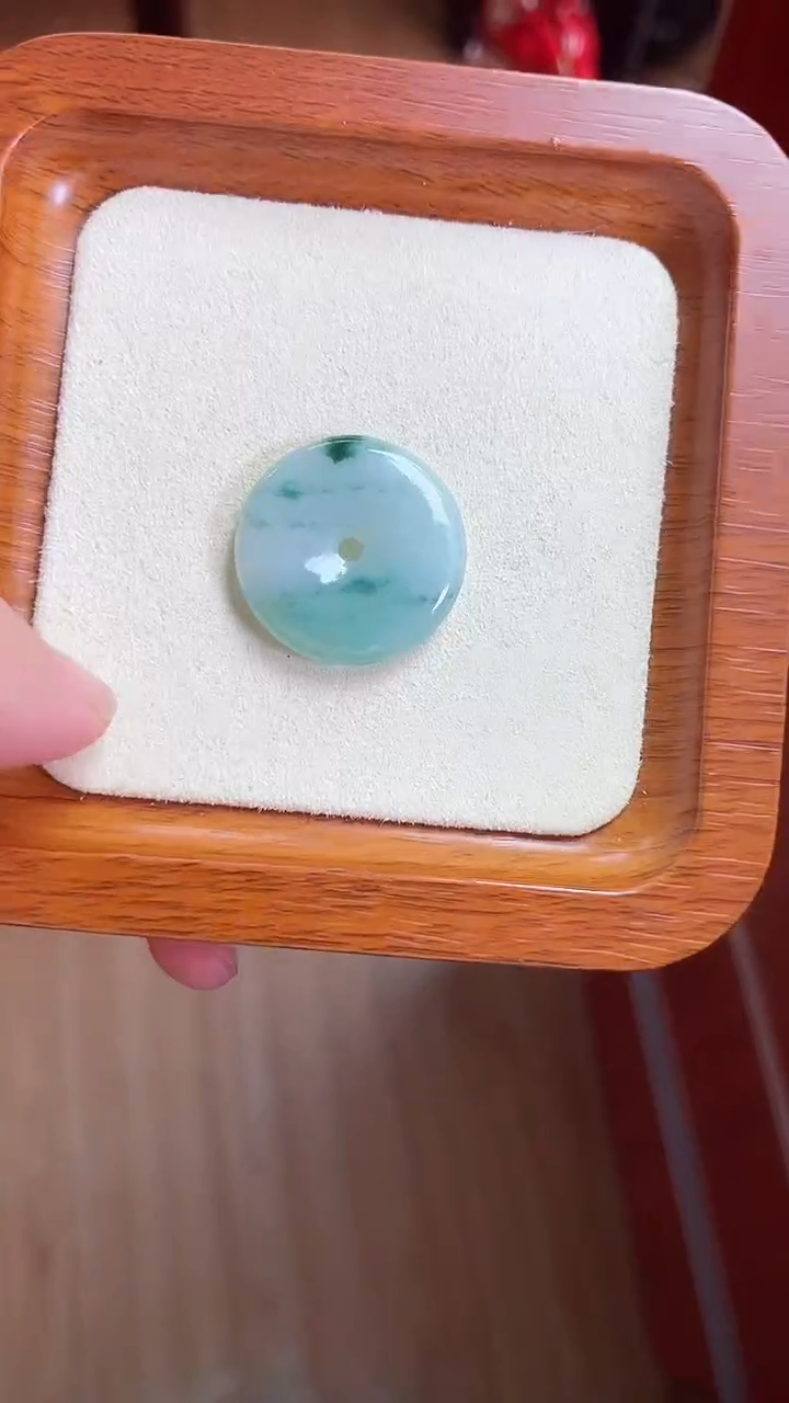 【闪购商品】翡翠吊坠(不含链)未镶嵌孤品谢俊