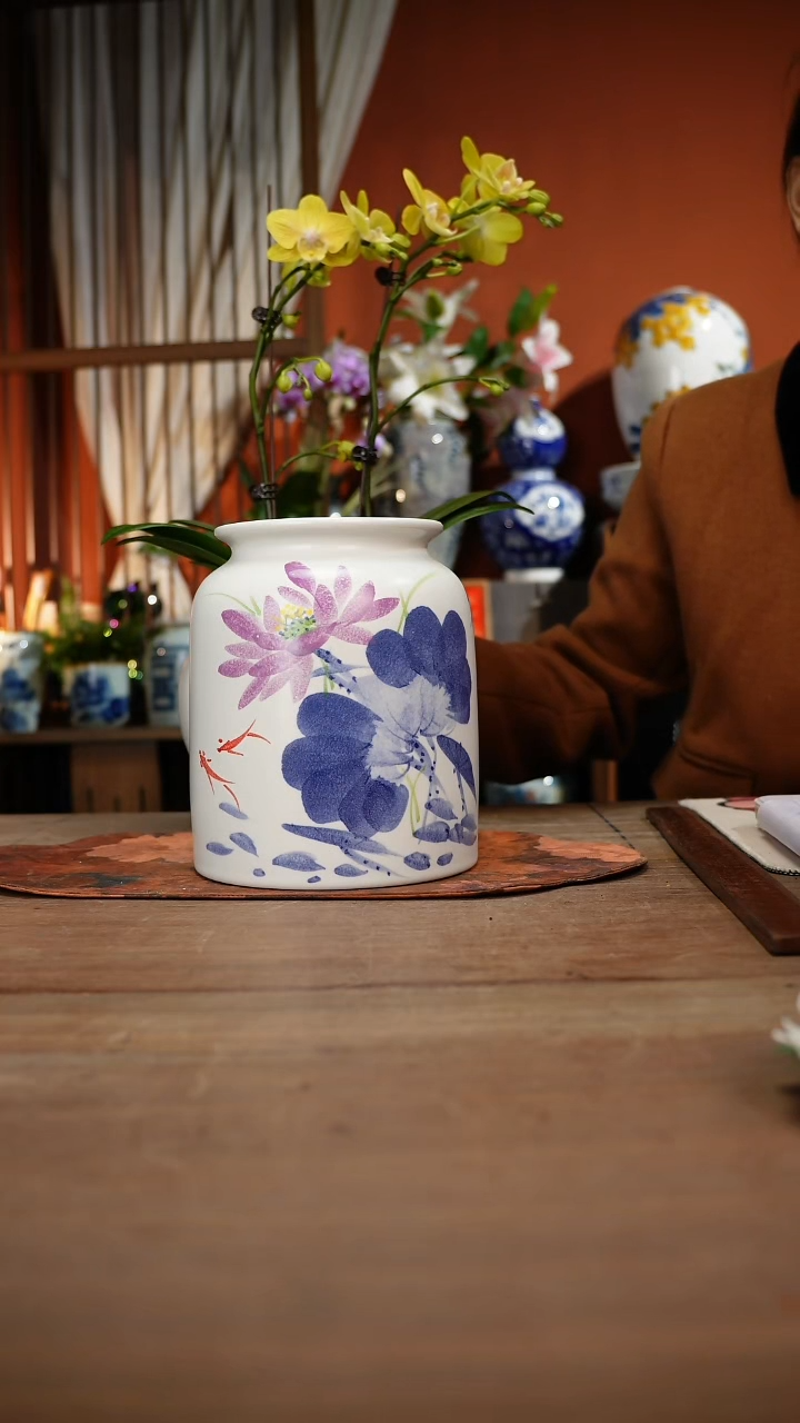 当代高温釉下彩手绘陶瓷餐具