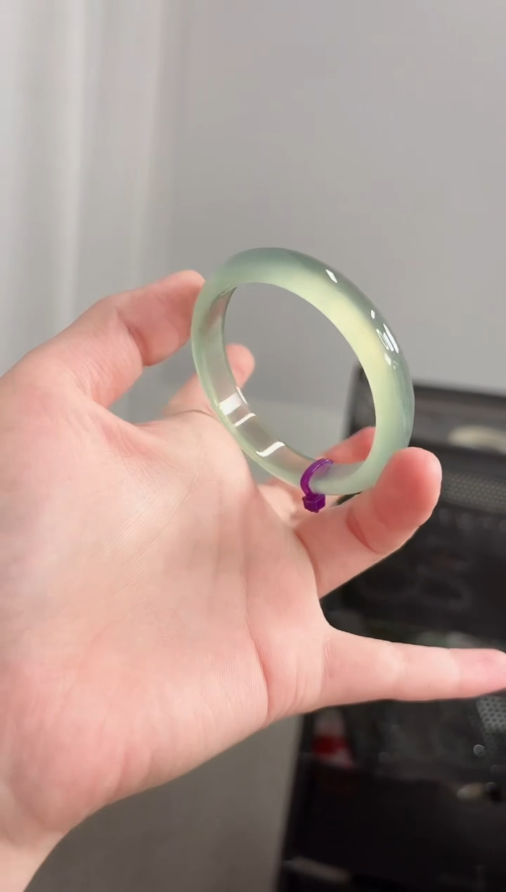 玛瑙/玉髓手镯未镶嵌54圈