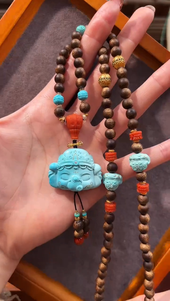 18K金镶嵌绿松石颈饰公主象项链