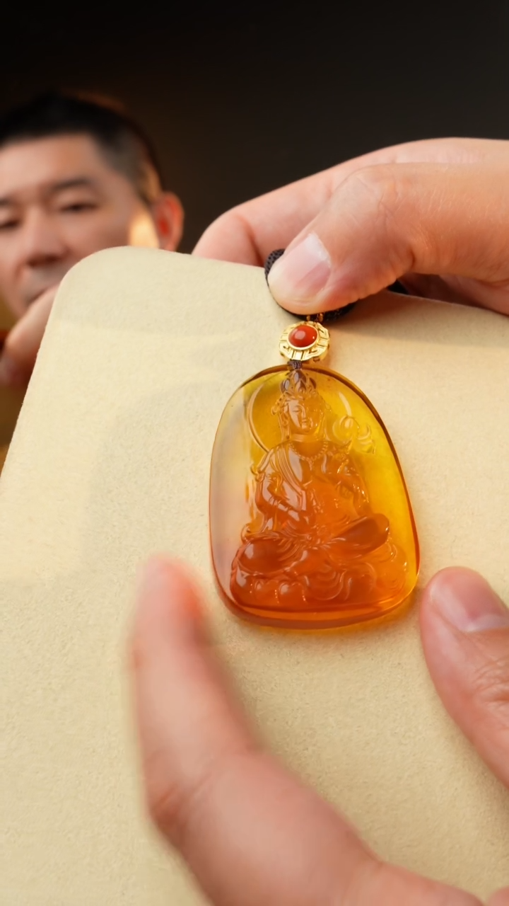 【闪购商品】琥珀裸石未镶嵌紫蜜普贤