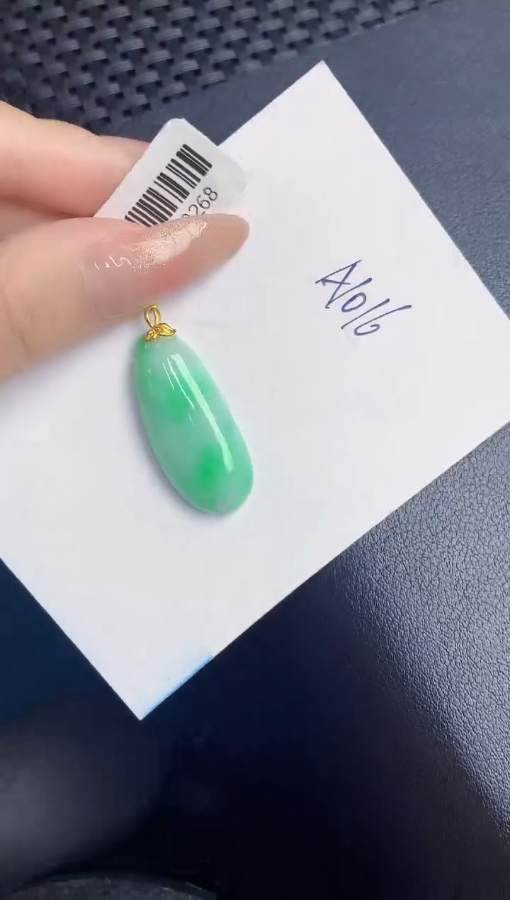 【闪购商品】翡翠颈饰18K金镶嵌000000000