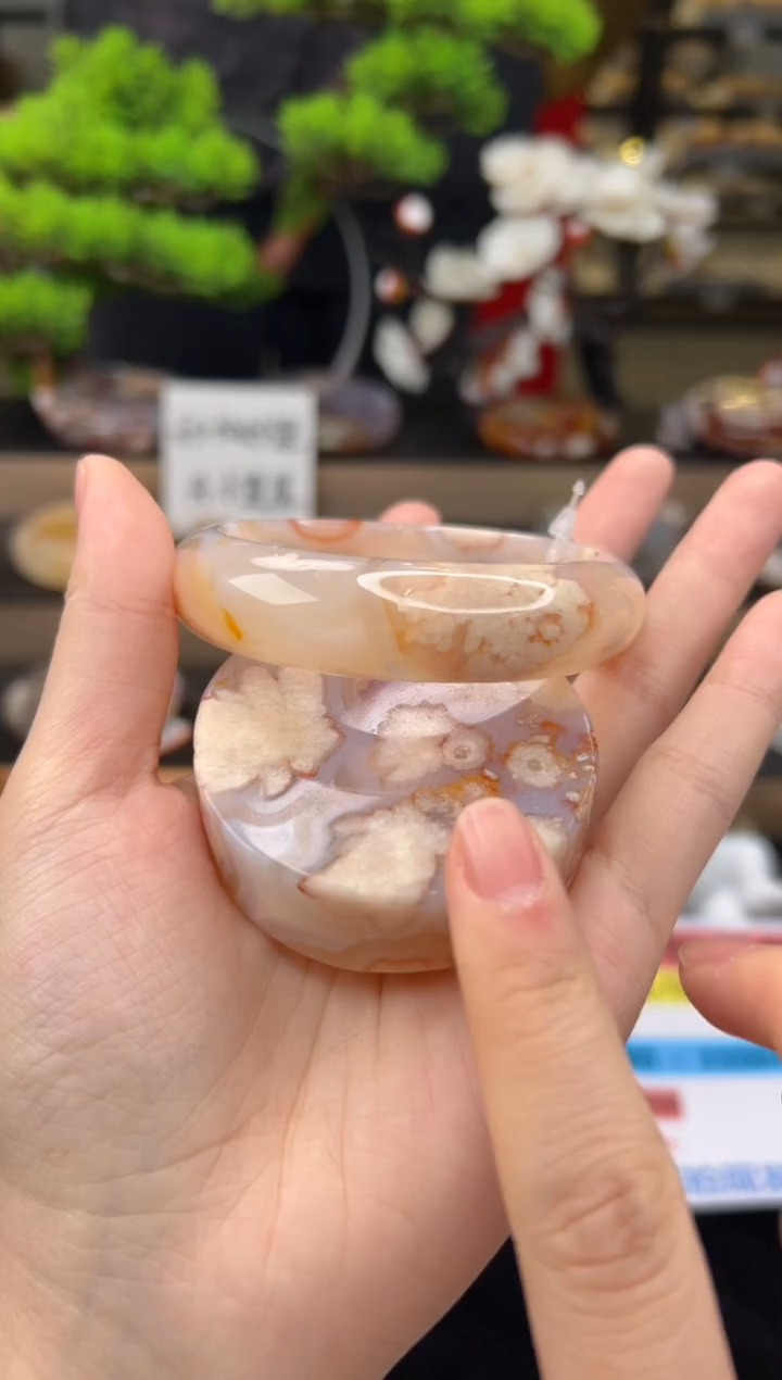 【闪购商品】石英质玉手镯未镶嵌56圈口（赠送镯心）13095