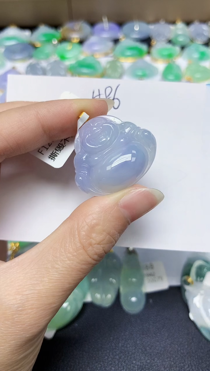 翡翠18K金镶嵌颈饰 天然缅甸翡翠A货