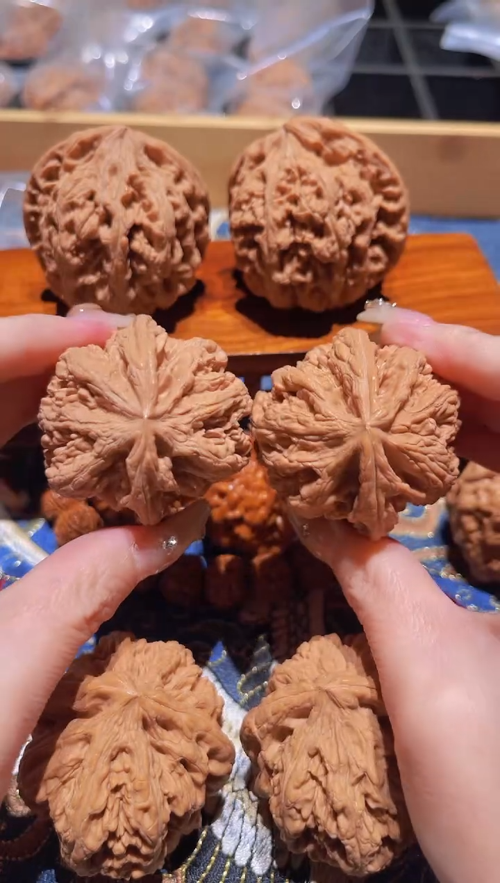 把件文玩核桃037粗筋