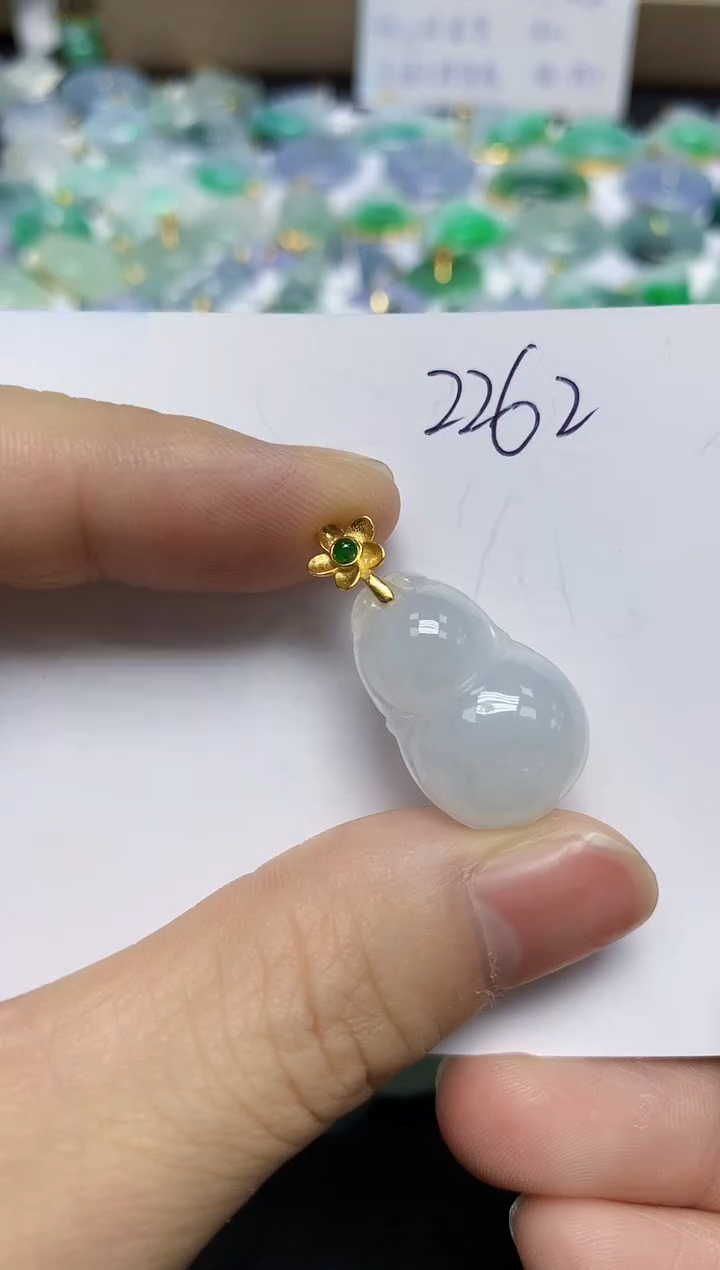 翡翠未镶嵌颈饰天然缅甸翡翠A货