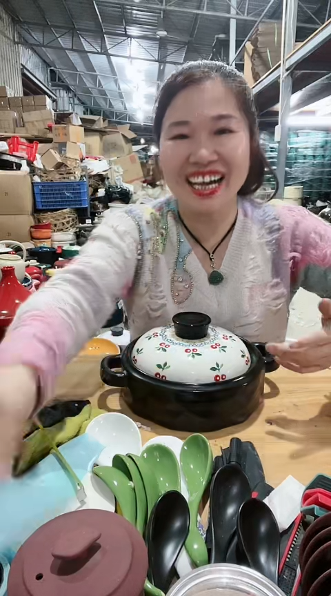 【闪购商品】707瑕疵黑锅孤品，，