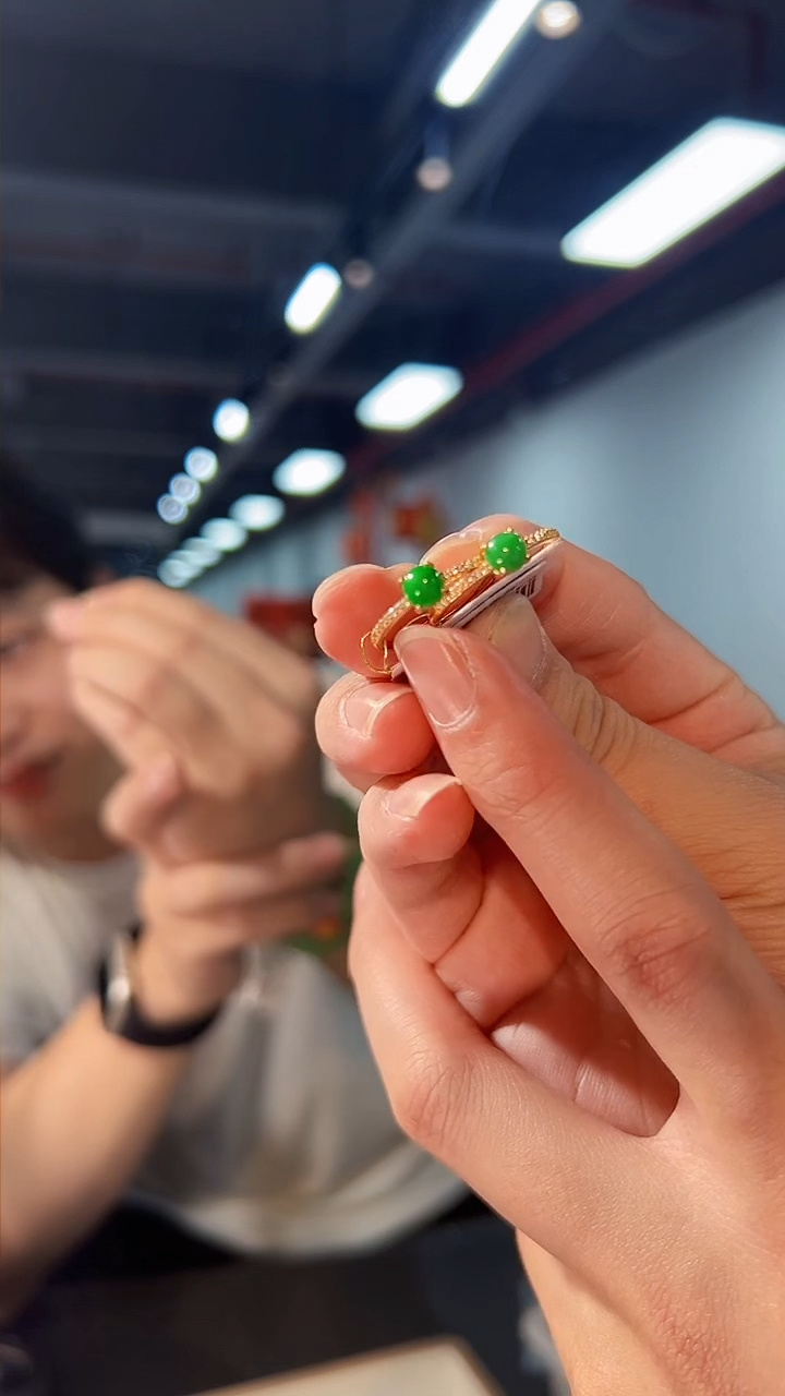 【闪购商品】翡翠戒指银S925镶嵌缅料A货/支持复检/一件