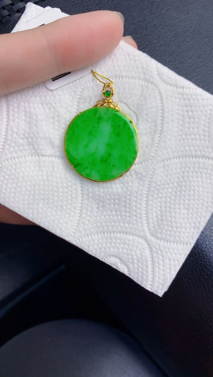 颈饰18K金镶嵌翡翠天然翡翠缅甸A货