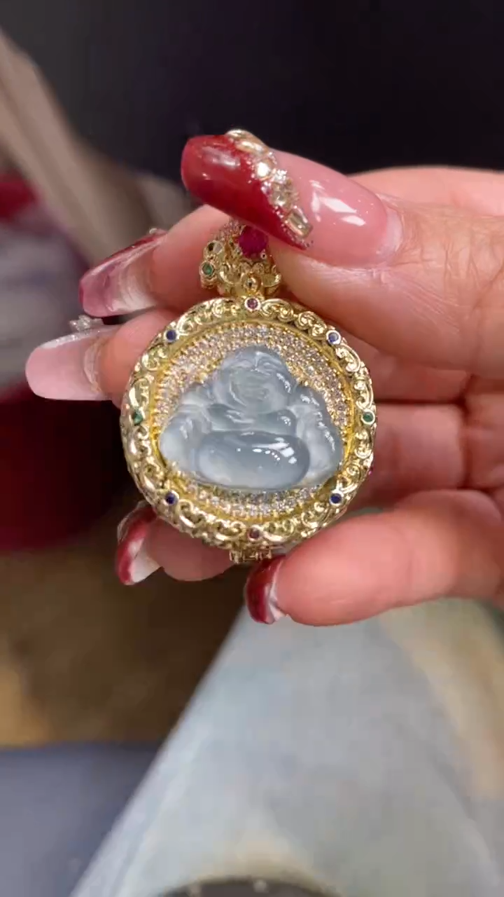 【闪购商品】翡翠颈饰未镶嵌      *A73 (只发一件)