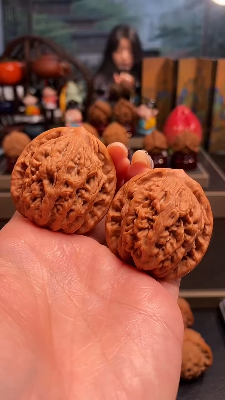 【闪购商品】文玩核桃把件H 885麦穗虎头41尺