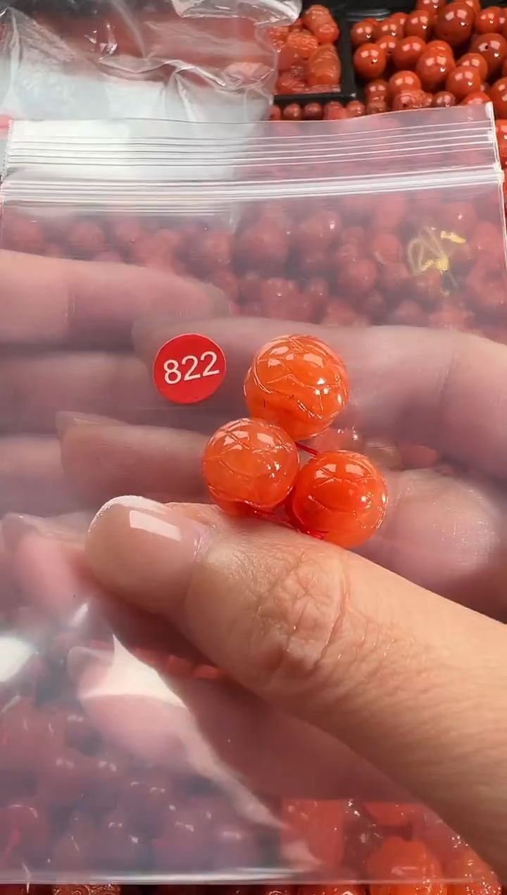 颈饰未镶嵌南红玛瑙1