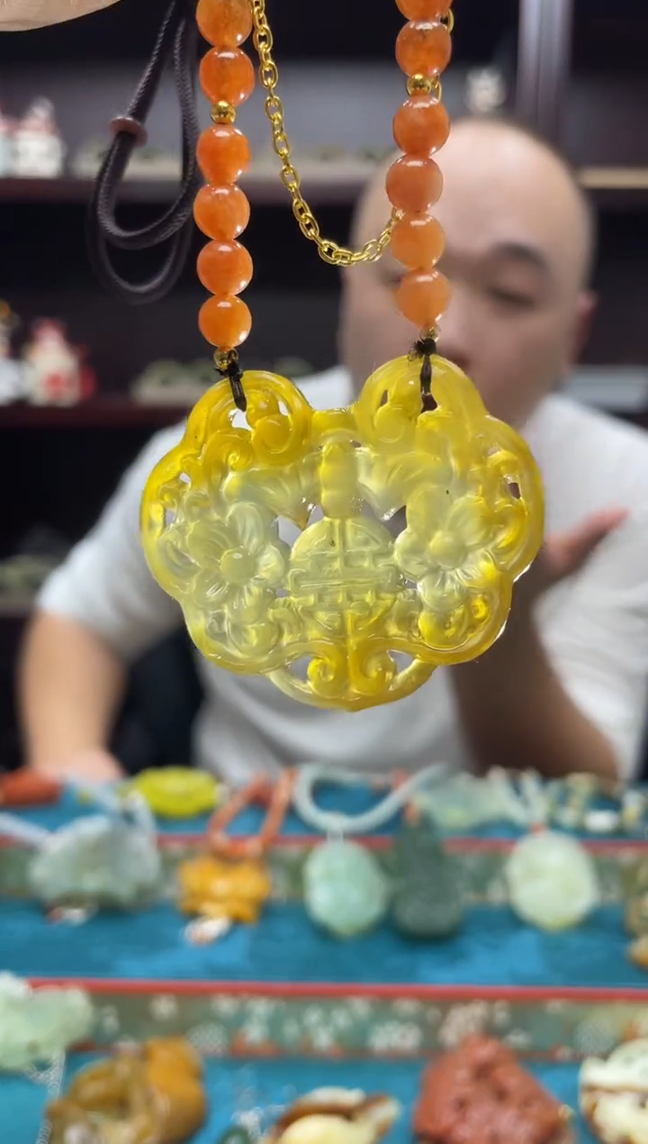 未镶嵌岫玉吊坠·