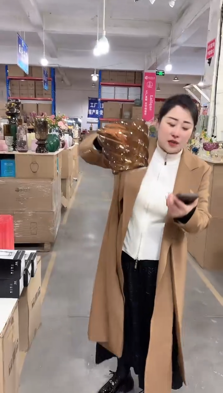 【闪购商品】玻璃花瓶厂唐总-微瑕--FUJAJ