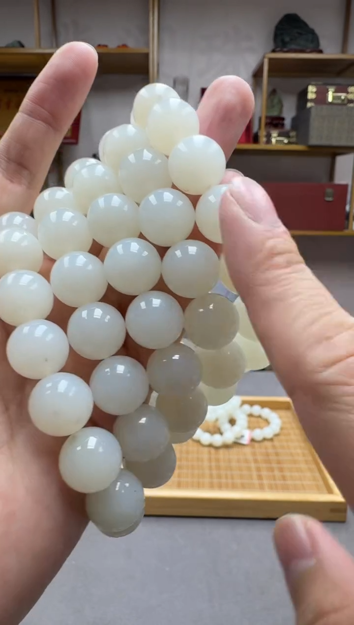 未镶嵌手链和田玉14且末糖白多样性发货·拍一发一