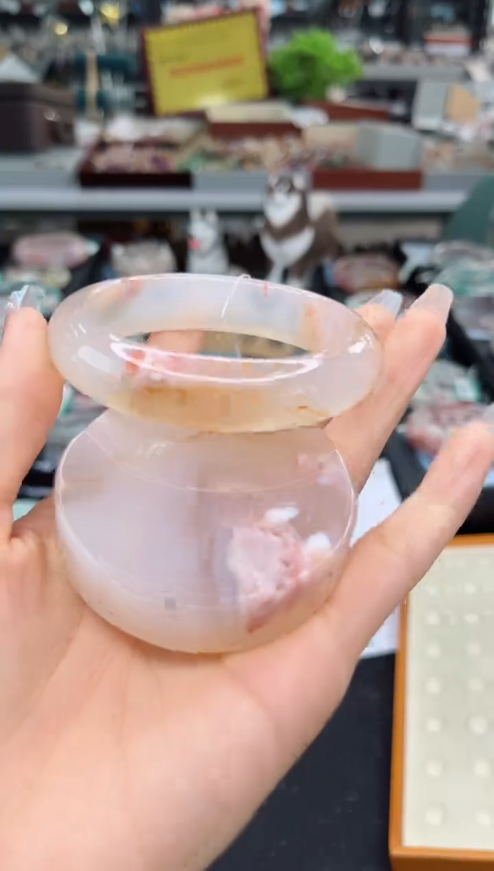 【闪购商品】石英质玉手镯未镶嵌61圈口（赠品镯心）6283899