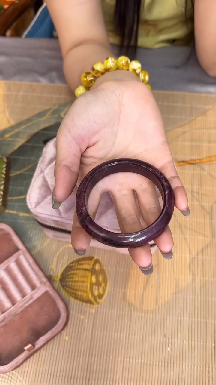 甄选好物孤品舒俱手镯60
