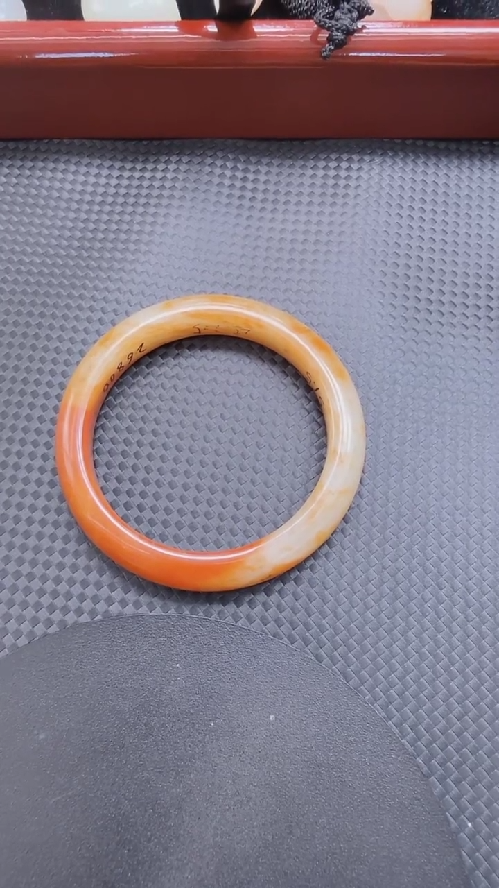 【闪购商品】和田玉手镯未镶嵌221手镯圈口57.5