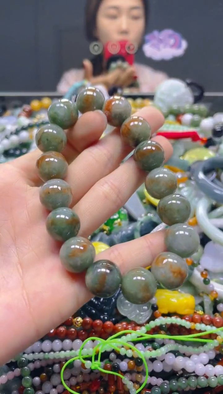 颈饰未镶嵌翡翠13MM/M/翡翠A货，一件也是批发价