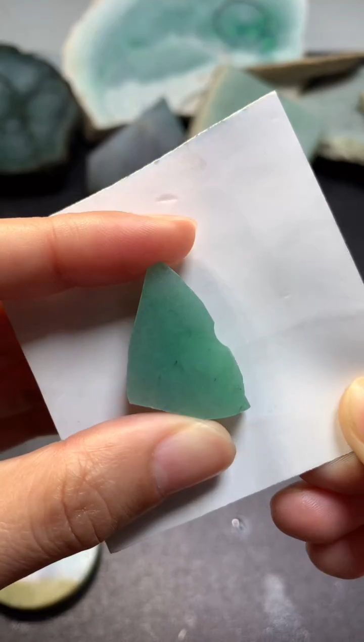 【闪购商品】翡翠颈饰未镶嵌料子