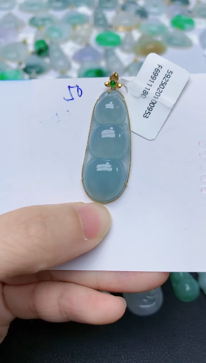 【闪购商品】翡翠颈饰18K金镶嵌天然翡翠A货    50