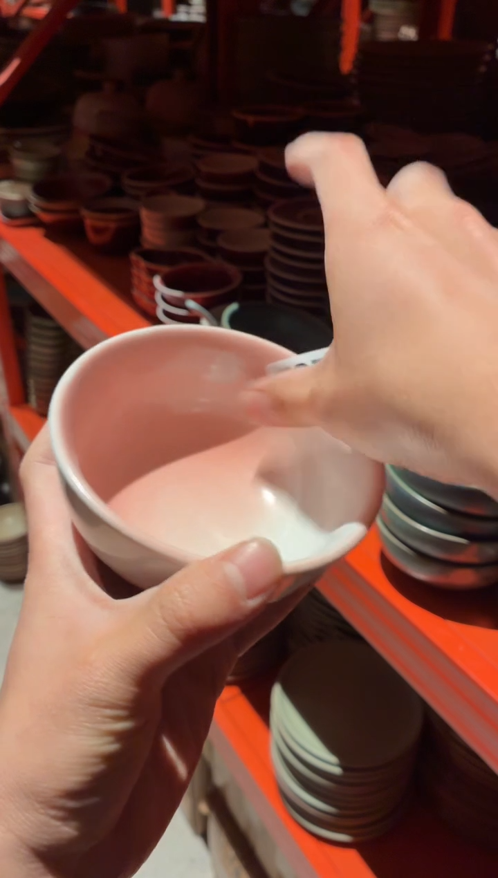 瓷片△****d787微瑕粉小碗1个