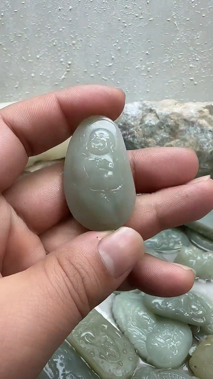 吊坠(赠链)未镶嵌和田玉12