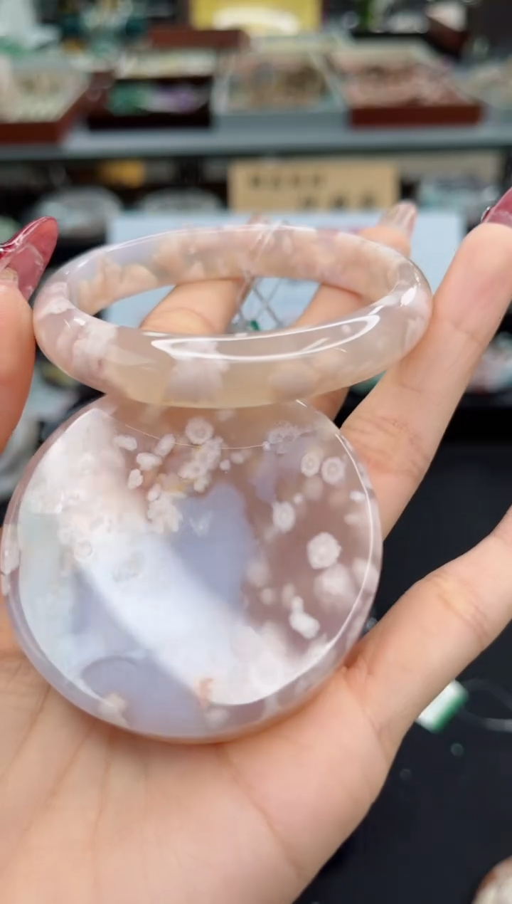 【闪购商品】石英质玉手镯未镶嵌57圈口（赠品镯心）6572187