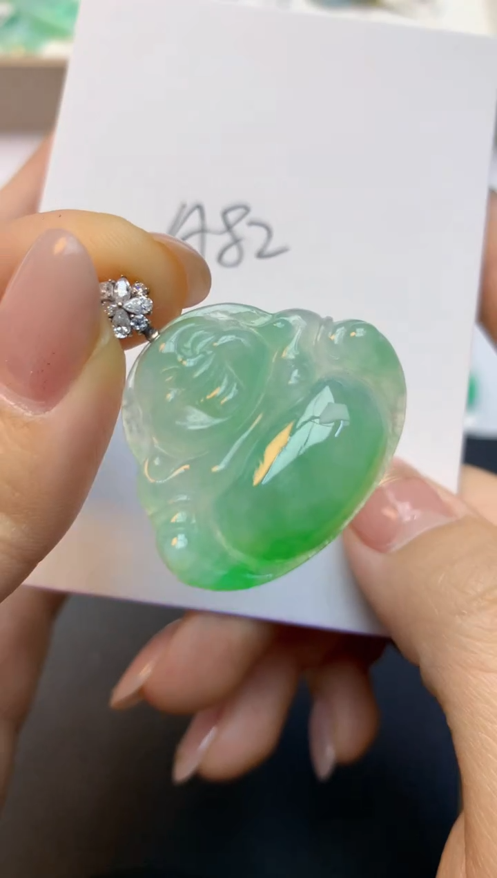 颈饰18K金镶嵌翡翠天然A货缅甸翡翠百元以上9元证书费自理