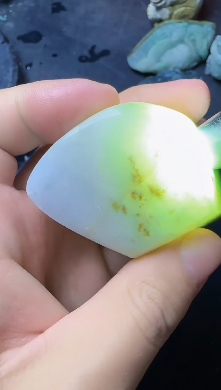 【闪购商品】翡翠颈饰未镶嵌054翡翠