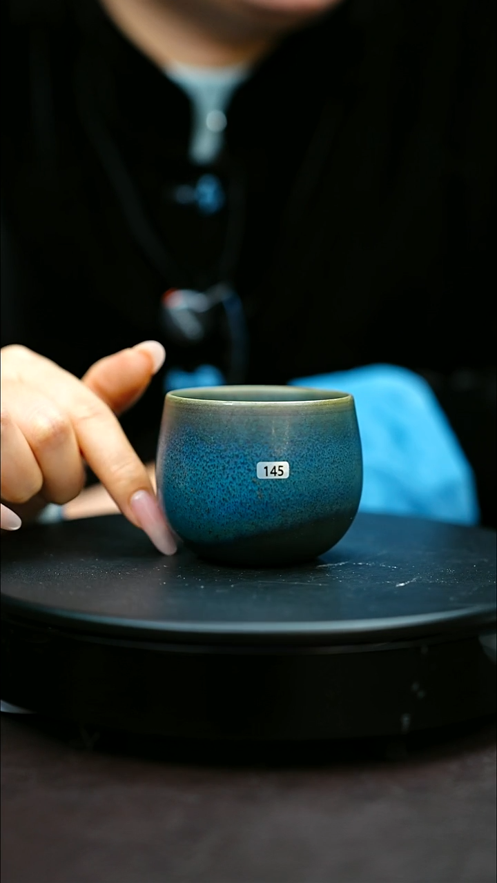 145#原矿钧瓷炉钧釉龙蛋杯