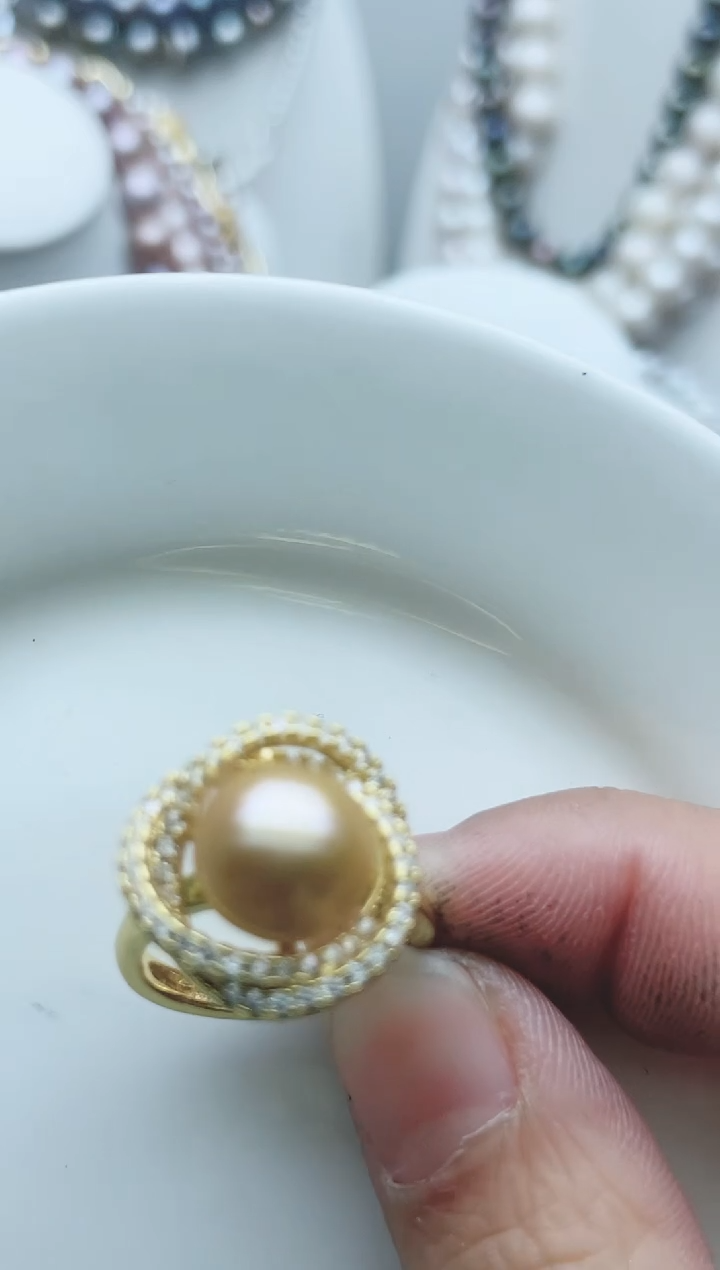 【闪购商品】淡水珍珠颈饰钛钢1