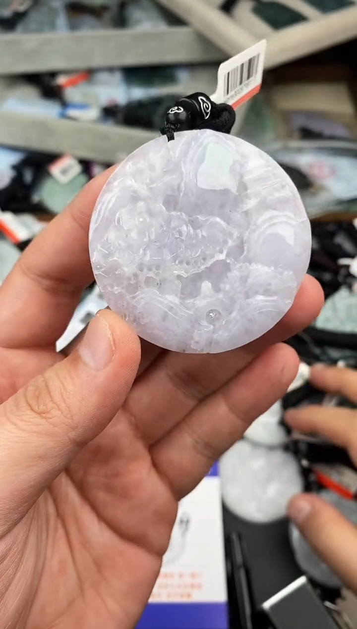 【闪购商品】翡翠颈饰未镶嵌  天然翡翠，一物一图