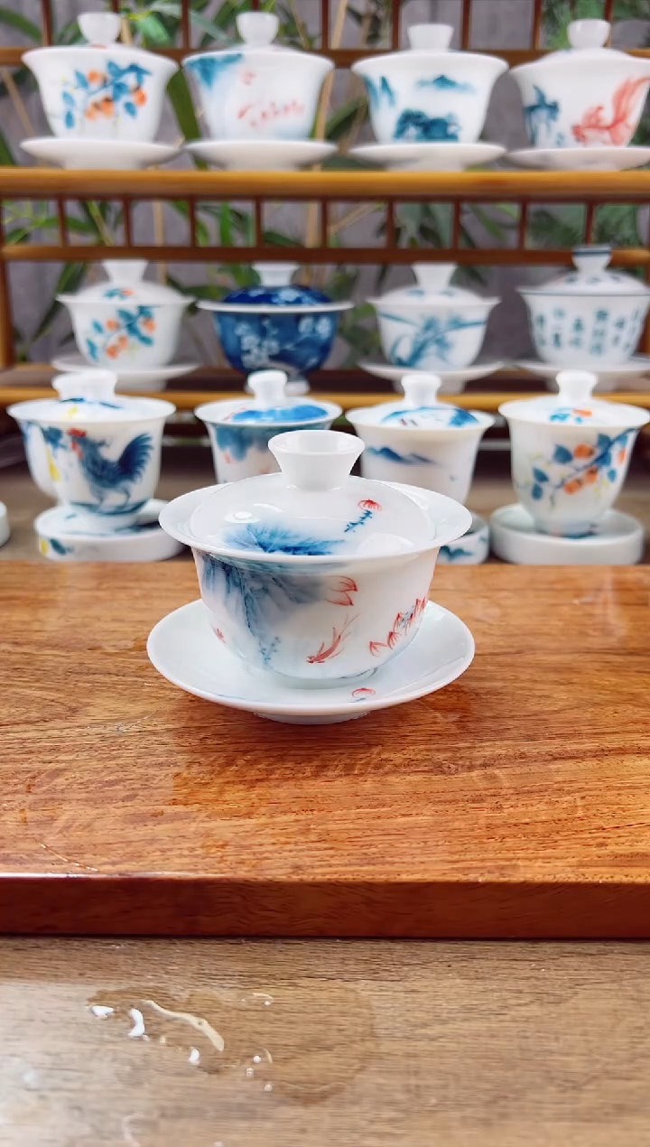 【闪购商品】微瑕蓝莲鲤鱼130ml三才盖碗