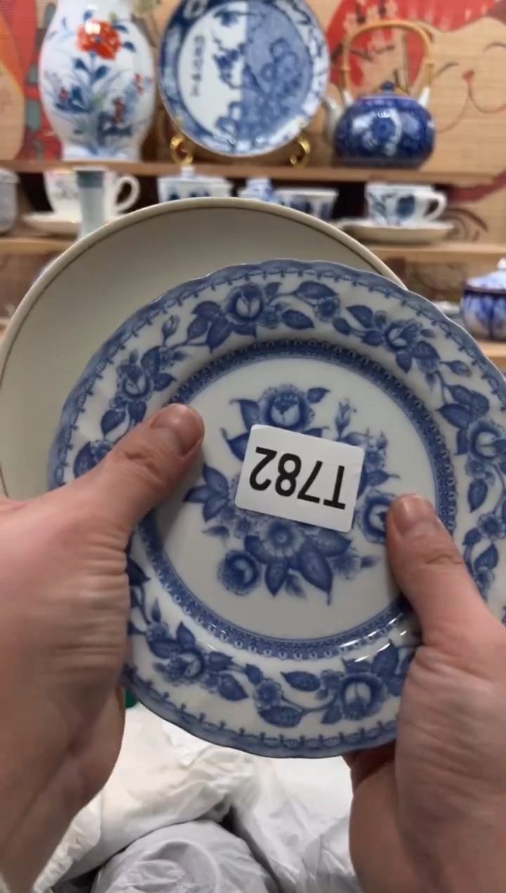 瓷片独**林瓷片------T782