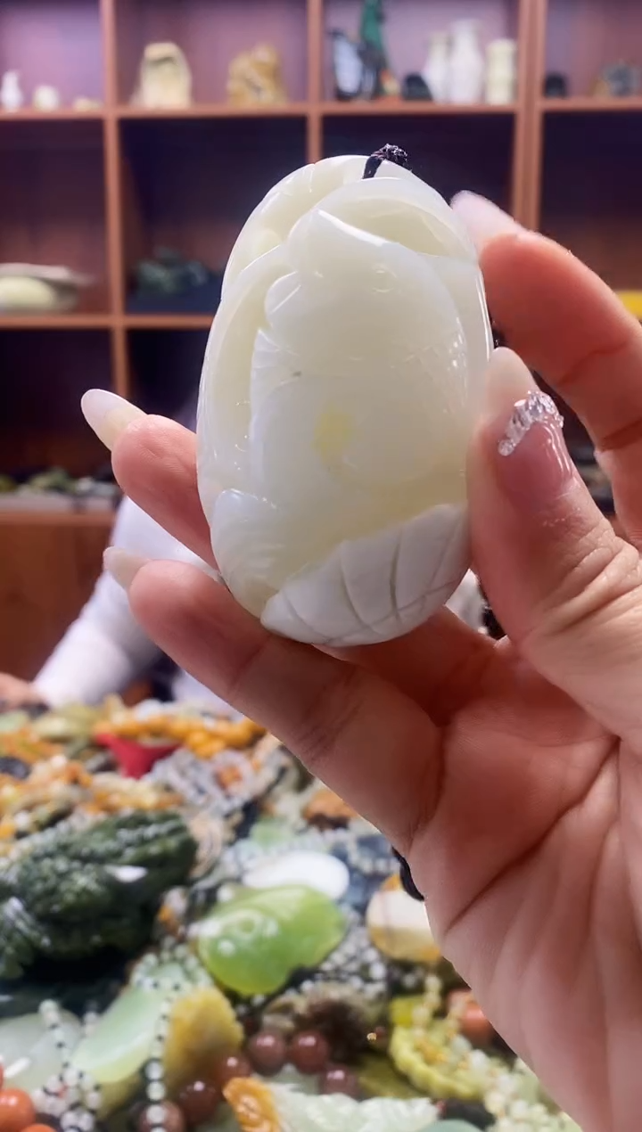 未镶嵌蛇纹石玉手把   