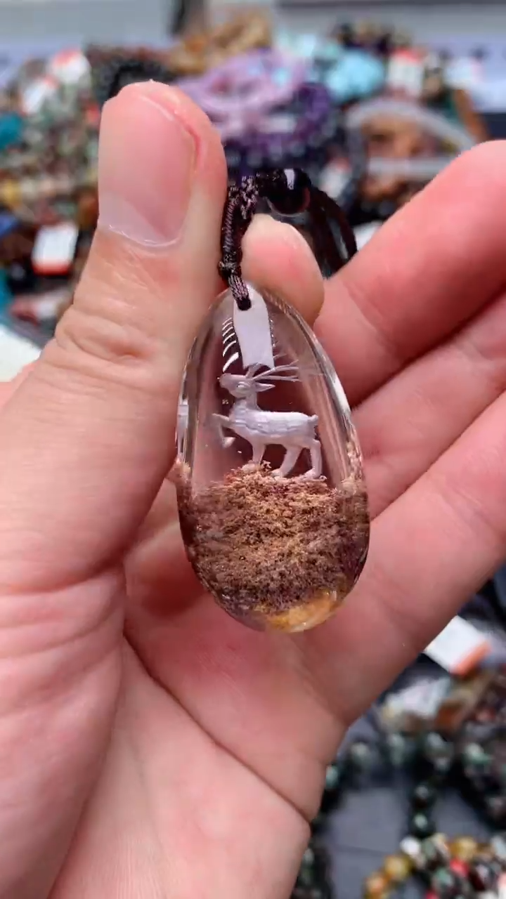 未镶嵌吊坠(赠链)水晶166