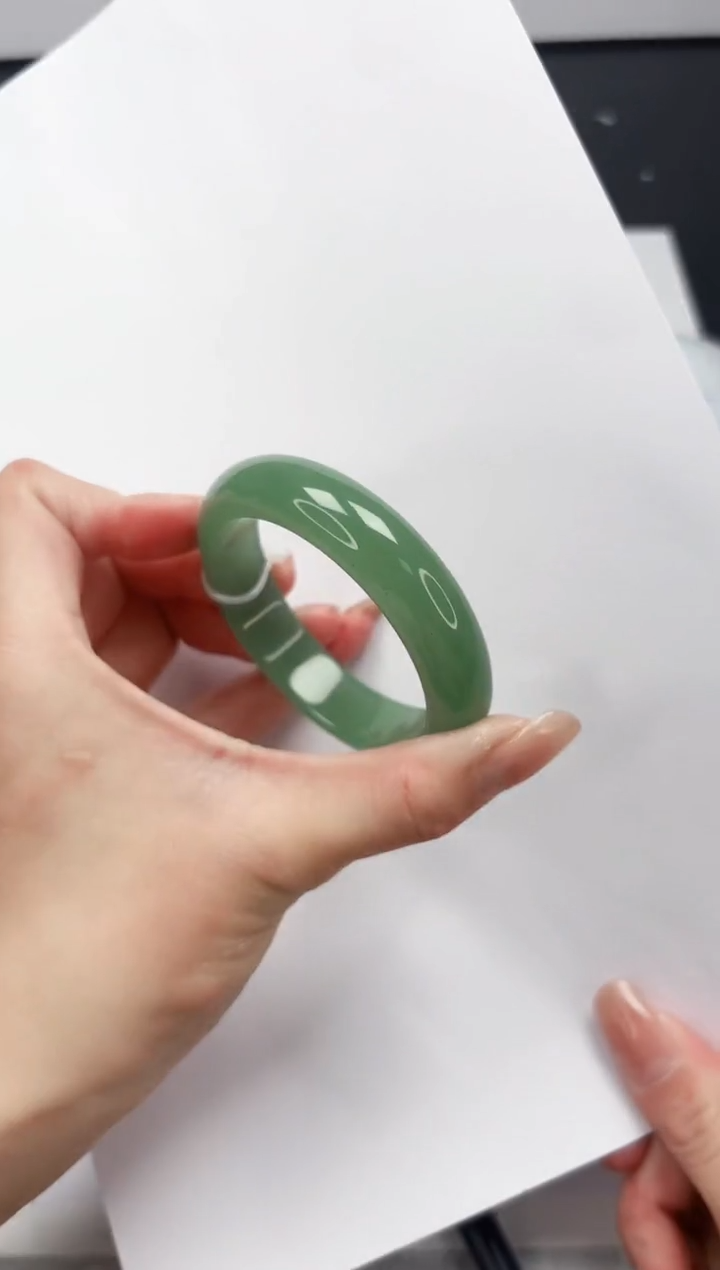 【闪购商品】石英质玉手镯未镶嵌383-55.1