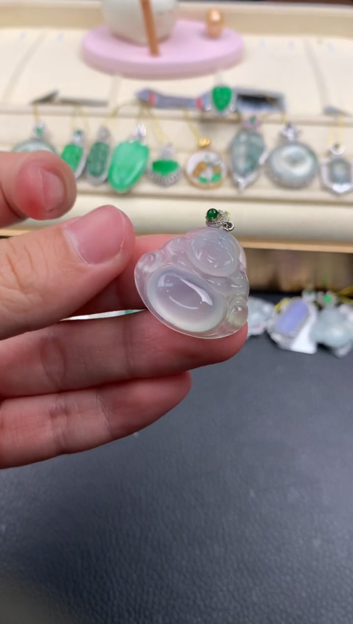 【闪购商品】翡翠颈饰18K金镶嵌A848