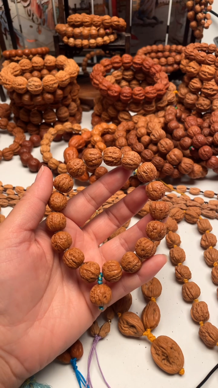 吊坠桃核锁小核桃