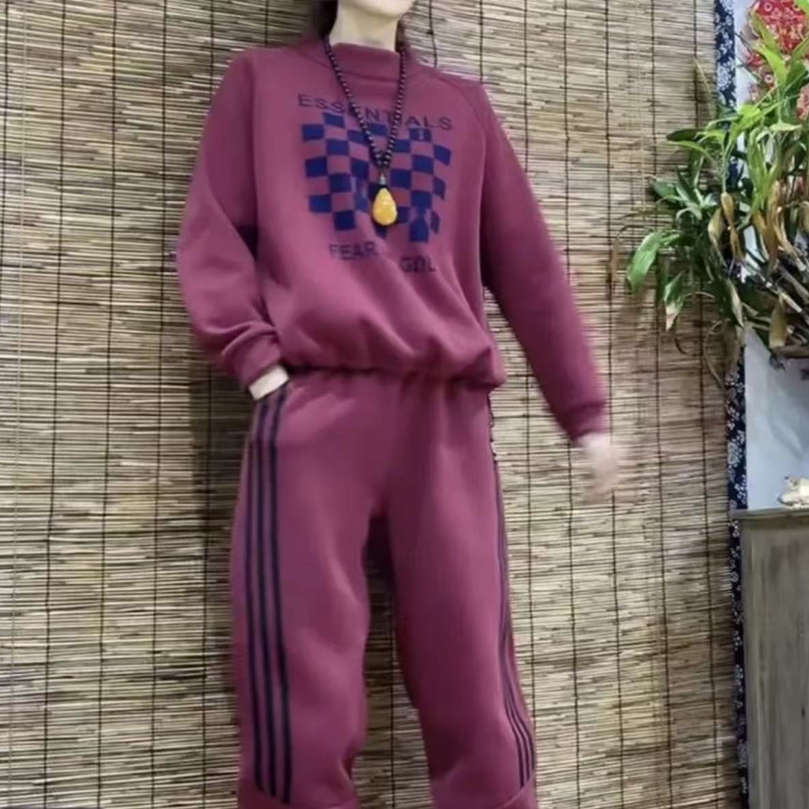 19460新款冬季加厚休闲套装显瘦时尚