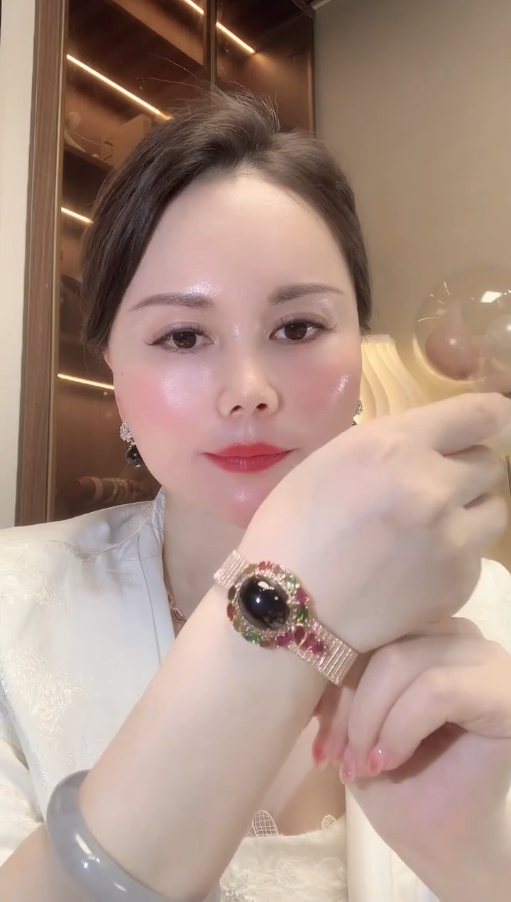 【闪购商品】翡翠手链18K金镶嵌D4 翡翠