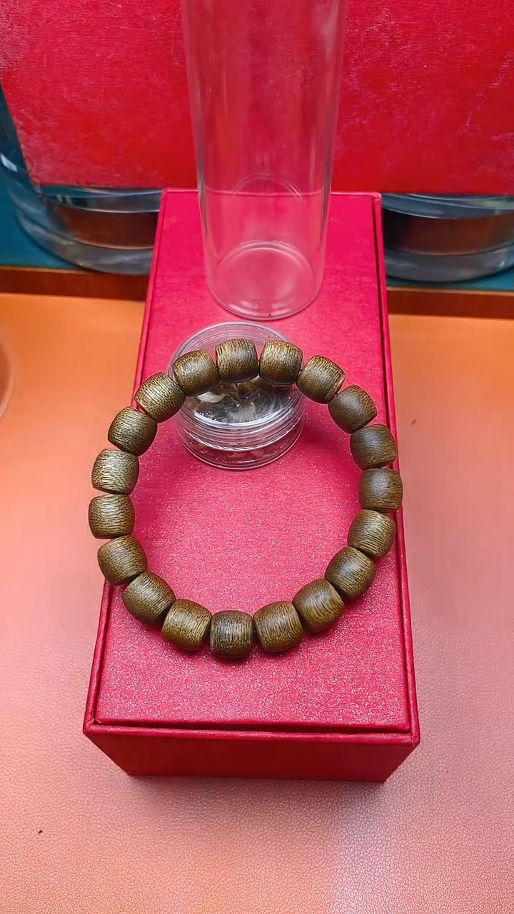 【闪购商品】沉香手串海南乌身奇楠B1088335