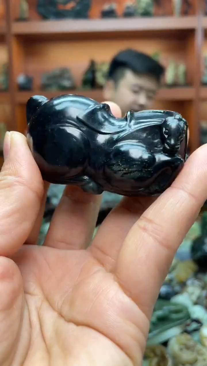 未镶嵌和田玉把件1